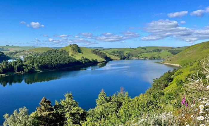 For outdoor enthusiasts, Llyn Clywedog offers a myriad of recreational opportunities. Its shores provide a scenic backdrop for leisurely walks, while